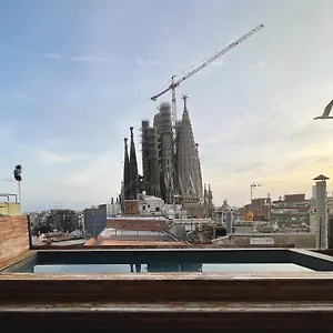 https://enjoybcn-gaudi-apartments.topbarcelonahotels.com